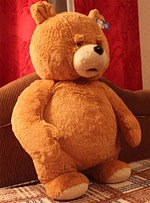 Медведь Тед из фильма "Третий лишний" - фото 8